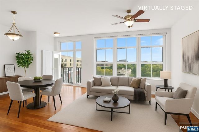 55 Mallory Avenue 69, Jersey City, NJ 07305