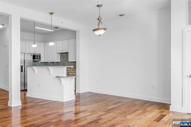 55 Mallory Avenue 69, Jersey City, NJ 07305