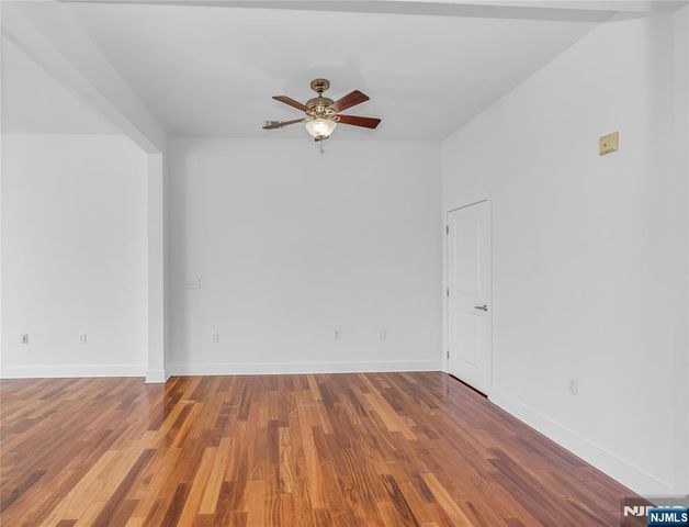 55 Mallory Avenue 69, Jersey City, NJ 07305