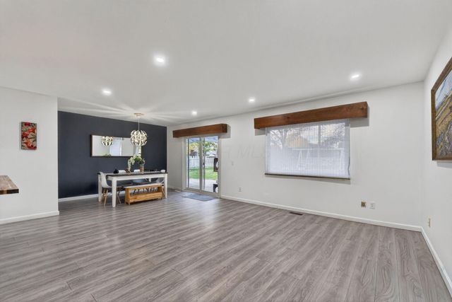 1042 Van Kirk Drive, Marysville, OH 43040