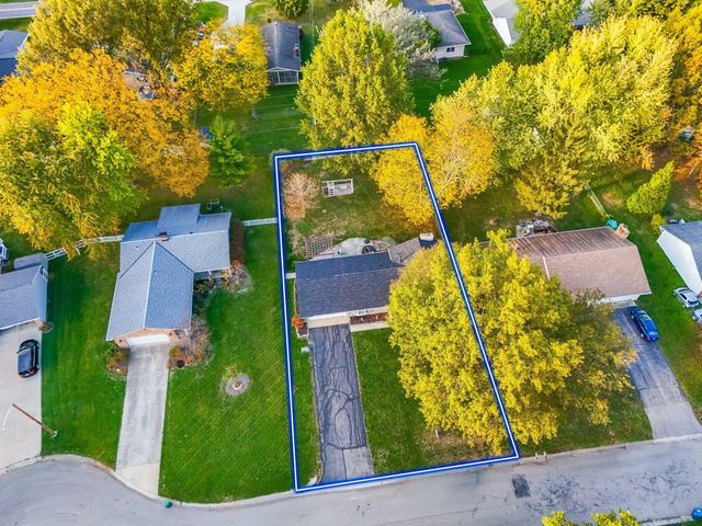 1042 Van Kirk Drive, Marysville, OH 43040