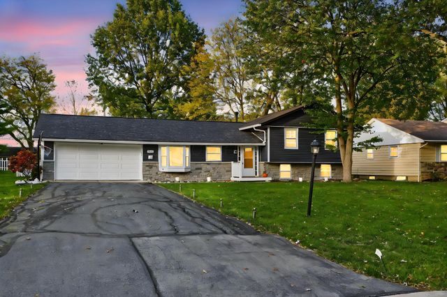 1042 Van Kirk Drive, Marysville, OH 43040