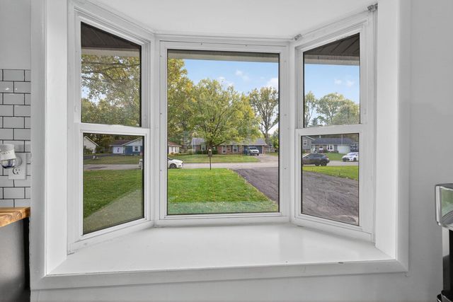 1042 Van Kirk Drive, Marysville, OH 43040