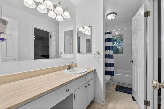 1042 Van Kirk Drive, Marysville, OH 43040