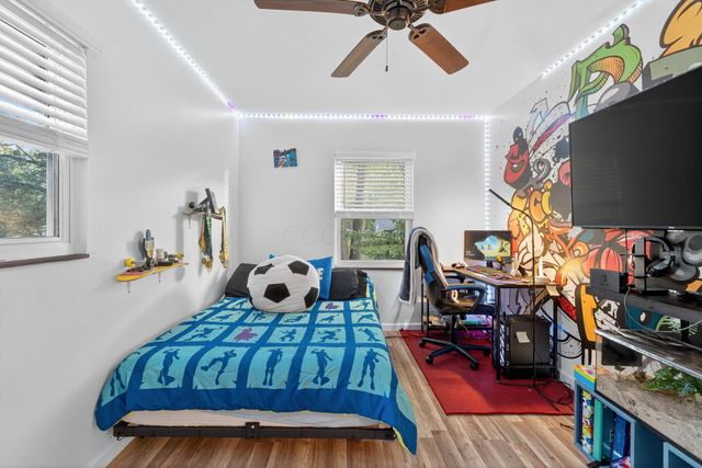 1042 Van Kirk Drive, Marysville, OH 43040