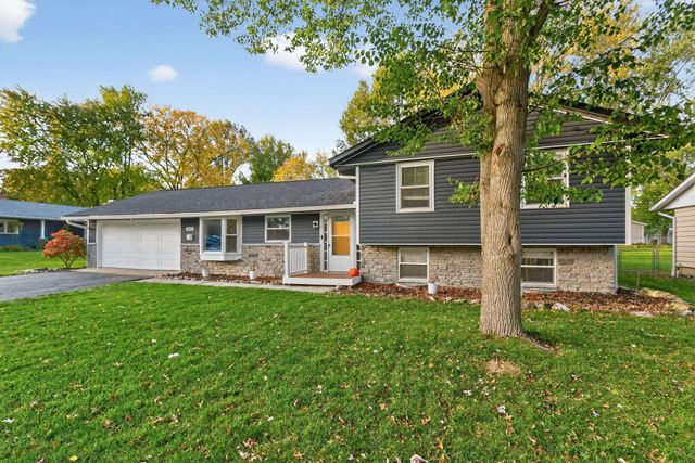 1042 Van Kirk Drive, Marysville, OH 43040