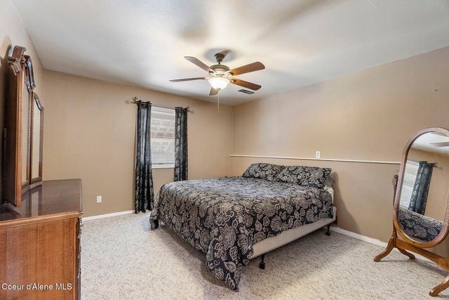 4684 E Wildlife TRL, Hayden, ID 83835