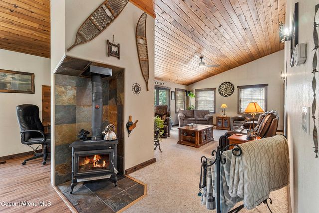 4684 E Wildlife TRL, Hayden, ID 83835