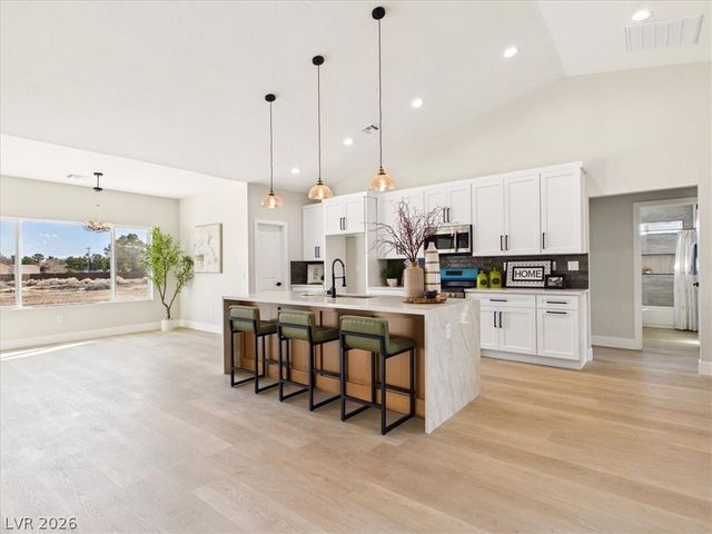 1411 LOST CREEK Road, Pahrump, NV 89048