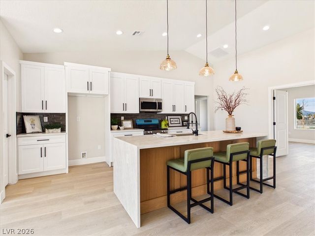 1411 LOST CREEK Road, Pahrump, NV 89048