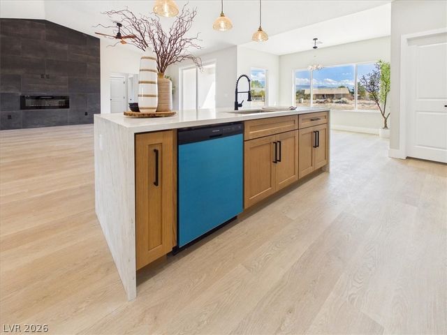 1411 LOST CREEK Road, Pahrump, NV 89048