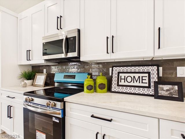 1411 LOST CREEK Road, Pahrump, NV 89048