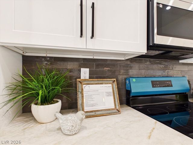 1411 LOST CREEK Road, Pahrump, NV 89048