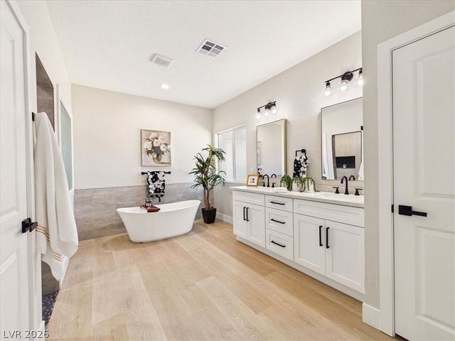 1411 LOST CREEK Road, Pahrump, NV 89048