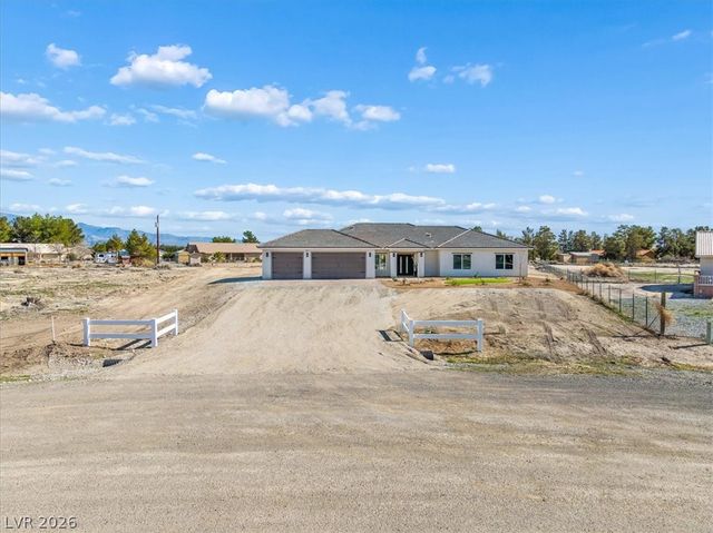1411 LOST CREEK Road, Pahrump, NV 89048