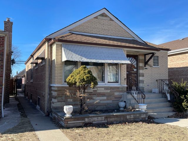 7148 S Sawyer Avenue, Chicago, IL 60629