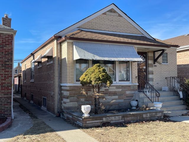 7148 S Sawyer Avenue, Chicago, IL 60629