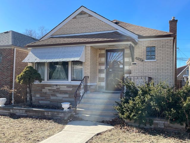 7148 S Sawyer Avenue, Chicago, IL 60629