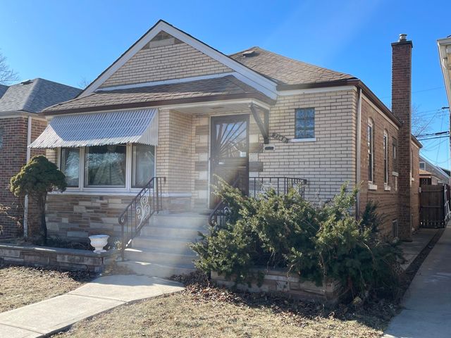 7148 S Sawyer Avenue, Chicago, IL 60629