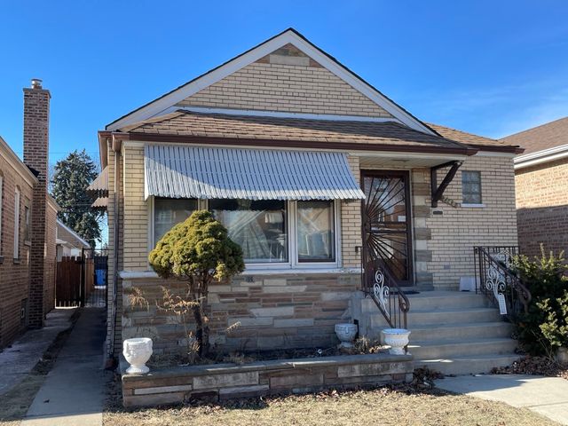 7148 S Sawyer Avenue, Chicago, IL 60629
