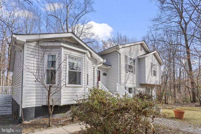 366 MEDALLION DR, Prince Frederick, MD 20678