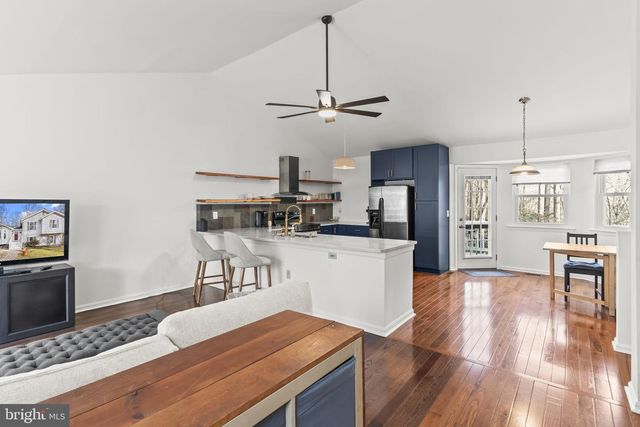 366 MEDALLION DR, Prince Frederick, MD 20678