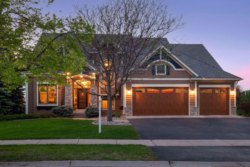 2270 South Parkway, Victoria, MN 55386