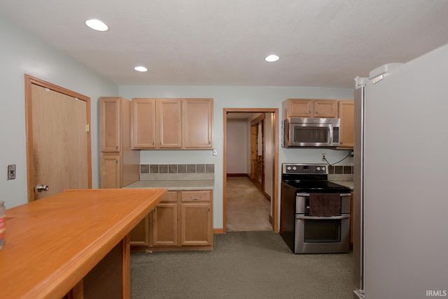 447 Hannah Street, Huntington, IN 46750