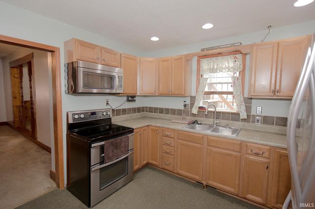 447 Hannah Street, Huntington, IN 46750