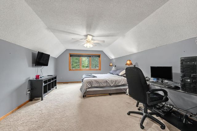 240 Woodridge Lane, Circle Pines, MN 55014