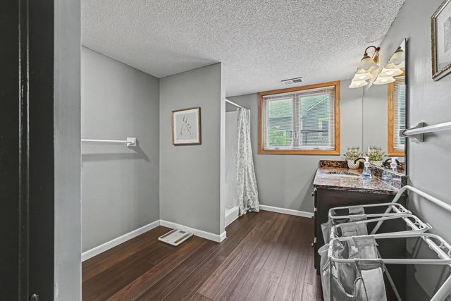 240 Woodridge Lane, Circle Pines, MN 55014