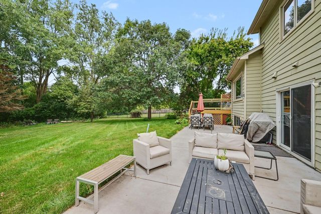 240 Woodridge Lane, Circle Pines, MN 55014