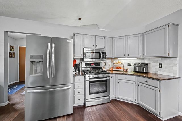 240 Woodridge Lane, Circle Pines, MN 55014