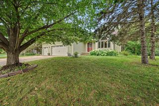 240 Woodridge Lane, Circle Pines, MN 55014