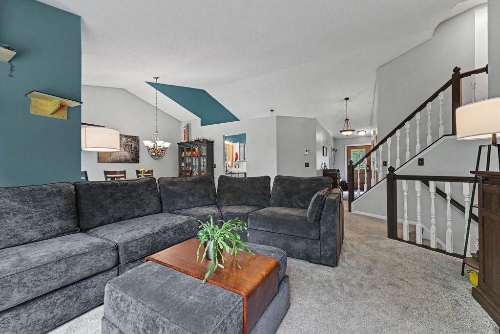 240 Woodridge Lane, Circle Pines, MN 55014 — photo 3