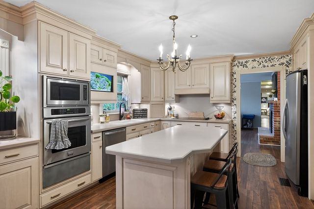 843 W Bockman Way, Sparta, TN 38583