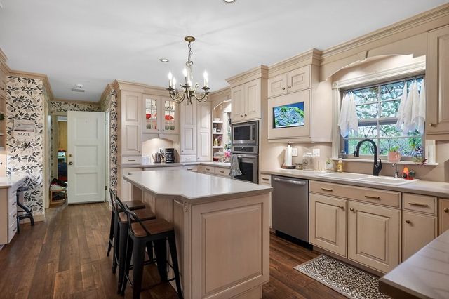 843 W Bockman Way, Sparta, TN 38583