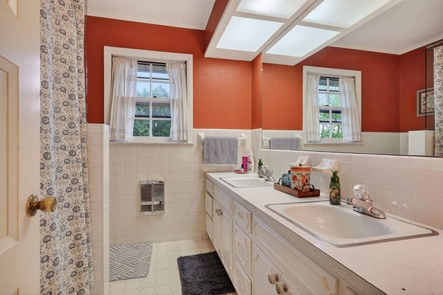 843 W Bockman Way, Sparta, TN 38583