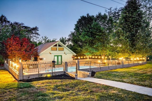 843 W Bockman Way, Sparta, TN 38583