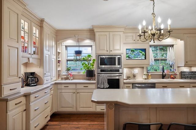 843 W Bockman Way, Sparta, TN 38583