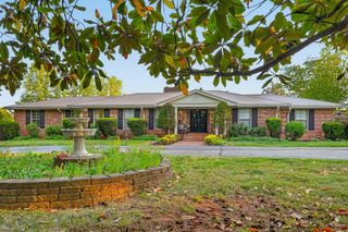 843 W Bockman Way, Sparta, TN 38583