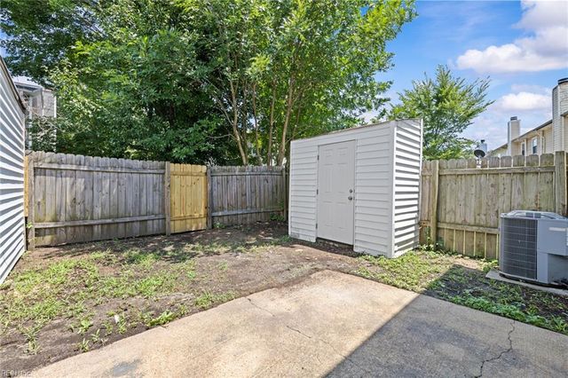 1185 Old Clubhouse RD, Virginia Beach, VA 23453