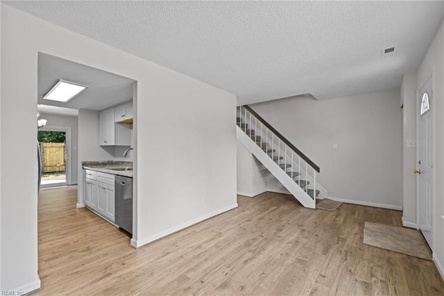 1185 Old Clubhouse RD, Virginia Beach, VA 23453
