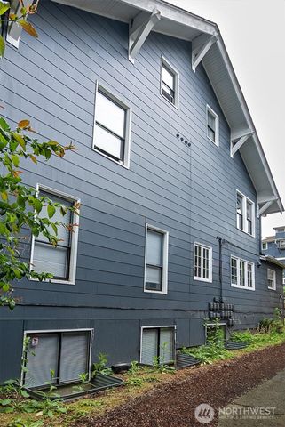 5201 19th Avenue NE, Seattle, WA 98105