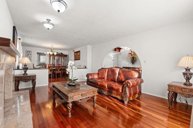 1212 Michael Hughes Drive NE, Albuquerque, NM 87112