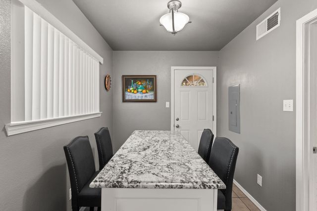 1212 Michael Hughes Drive NE, Albuquerque, NM 87112