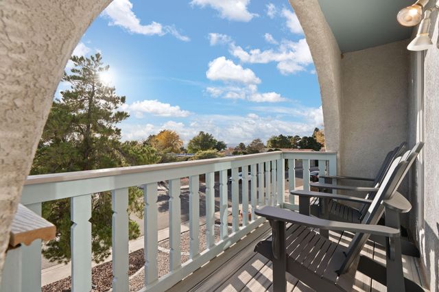 1212 Michael Hughes Drive NE, Albuquerque, NM 87112