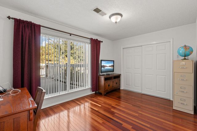 1212 Michael Hughes Drive NE, Albuquerque, NM 87112