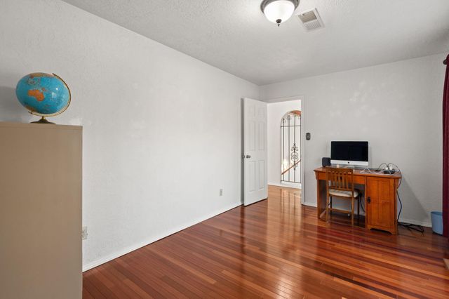 1212 Michael Hughes Drive NE, Albuquerque, NM 87112