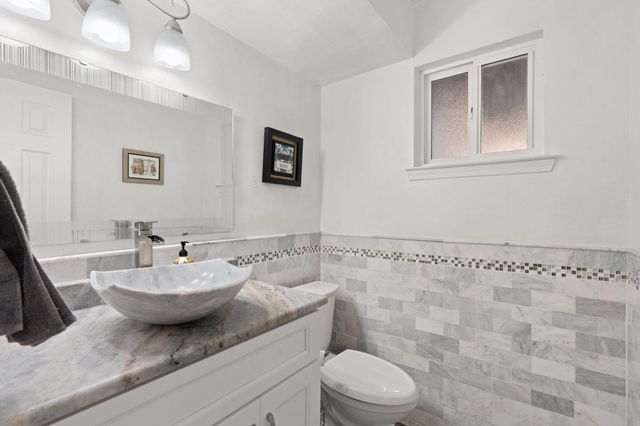 1212 Michael Hughes Drive NE, Albuquerque, NM 87112